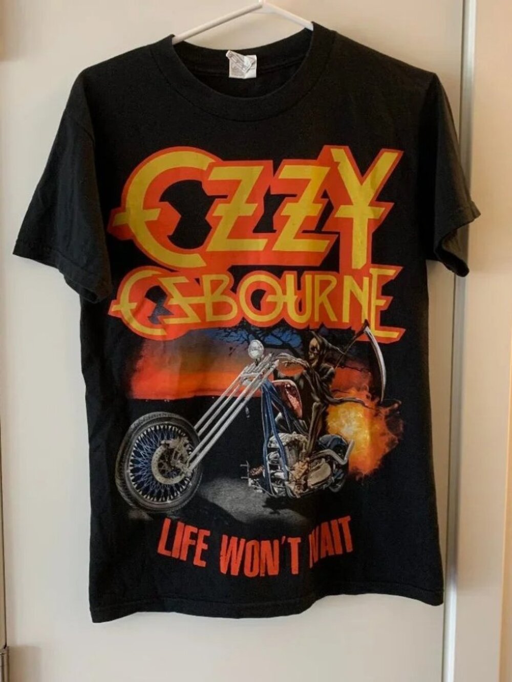 OZZY T-Shirt Ozzy Osbourne Tour T-Shirt Life Won't Wait size small